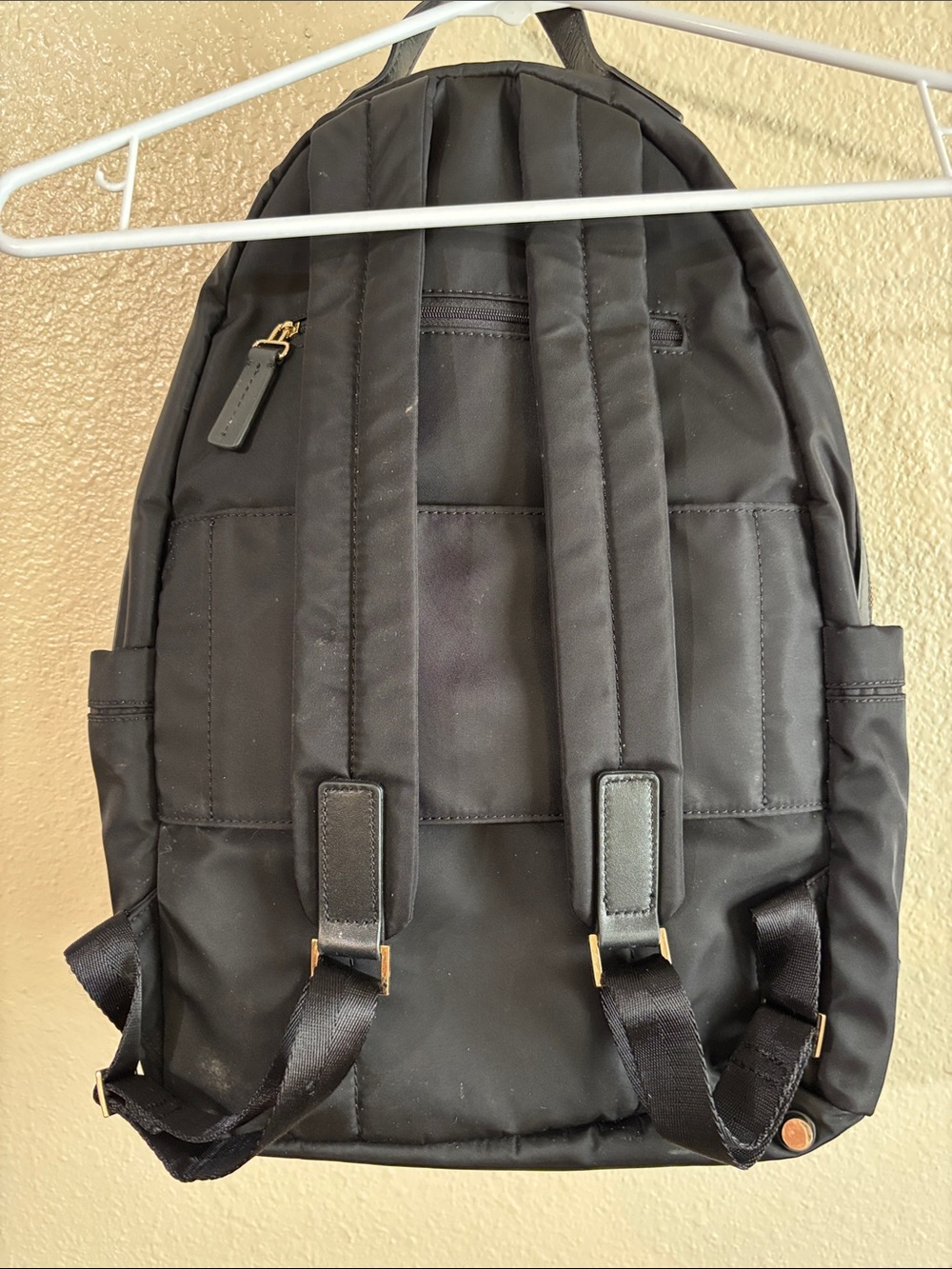 caraa Black Backpack with Gold Zippers - Picture 3 of 12